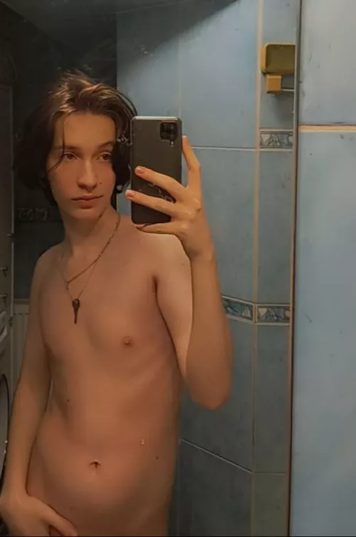 19 and horny 👋 do you think you can help me?