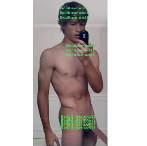 19. Brunette, muscular American.