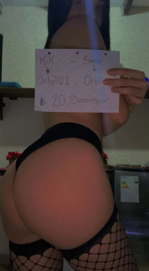 19 [F4M] (selling) Hi, SEXTING🎅🏻VIDEO CALL🎄VIDEO (anal, twerking) 🎅🏻GFE🎄 (Live verification)🎅🏻add me to my kik @ orihot01 🎄Snap @ orisexy1🎅🏻