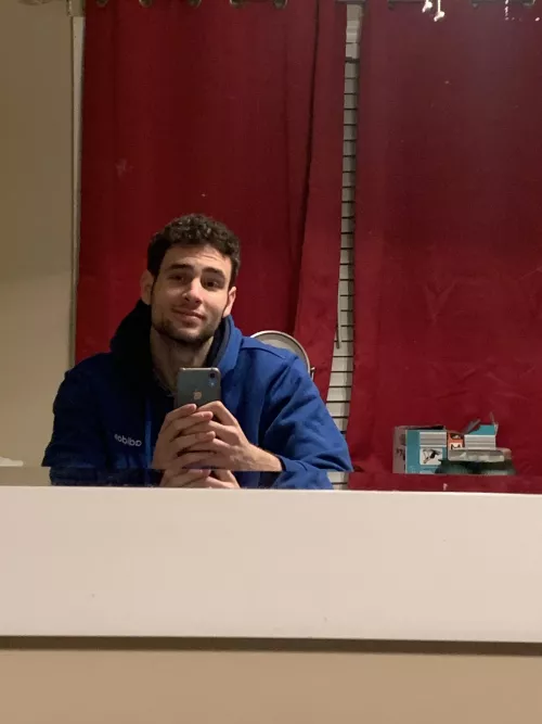 19, would love to meet new people 🥰