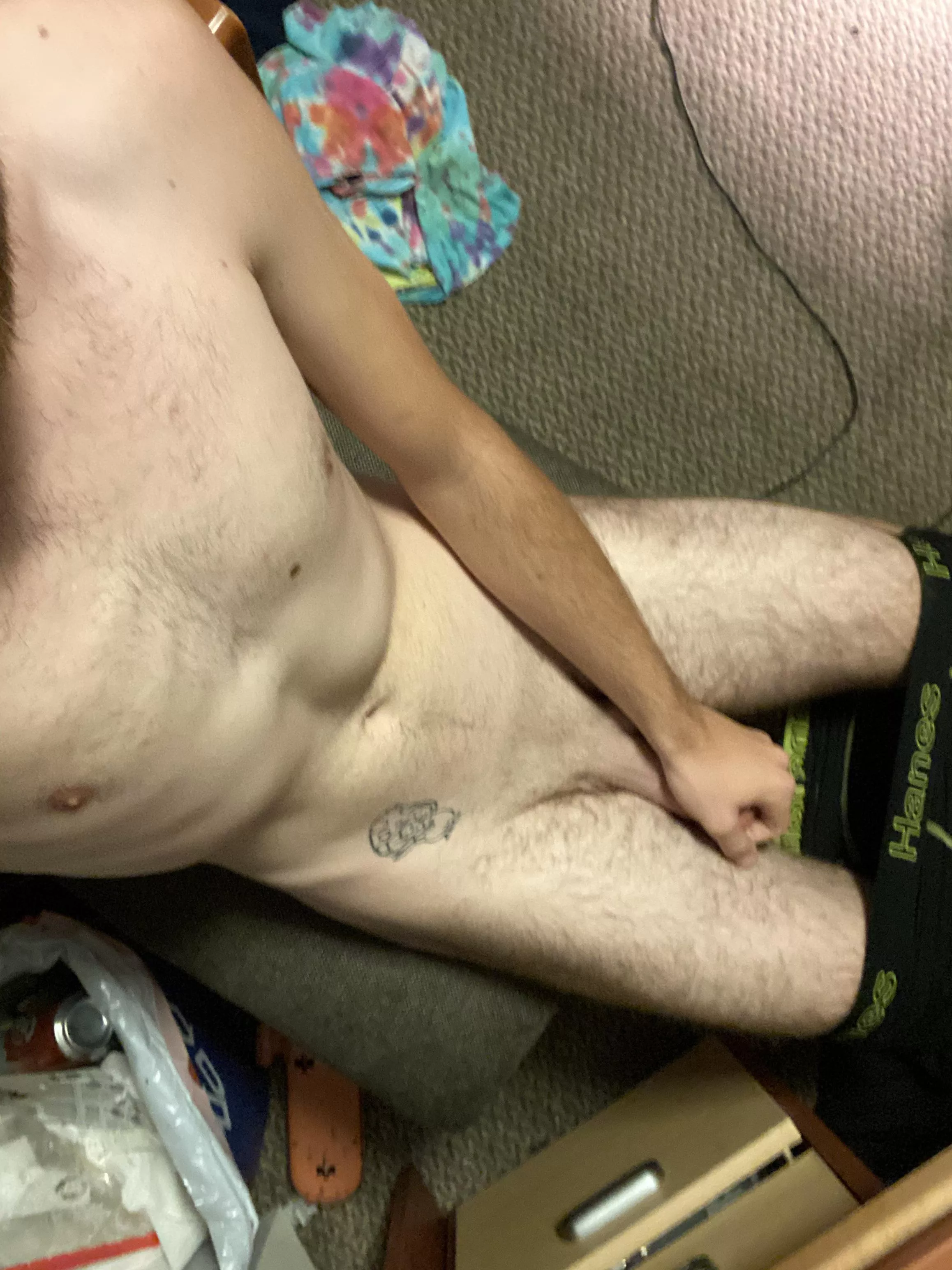 19 year old hung college boi, sneak peak for the OF, it’s in the comments