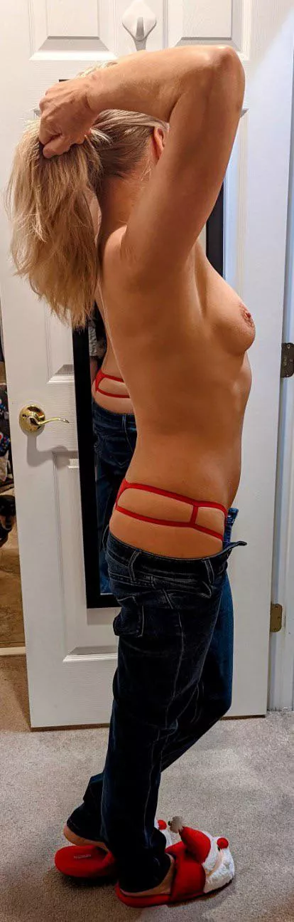 1965, yes really! Still a fuckable mom bod? 1965, yes really! Still a fuckable mom bod?