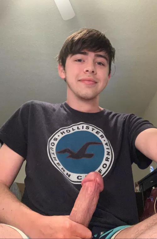 19yo. Lots of compliments about the big mushroom head. Your thoughts?