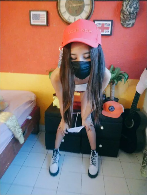 19yo petite, do you like my type?