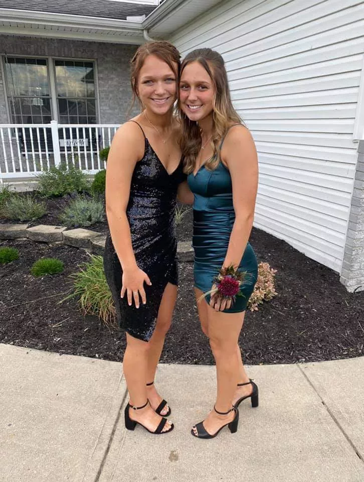 [2] L or R? College freshman