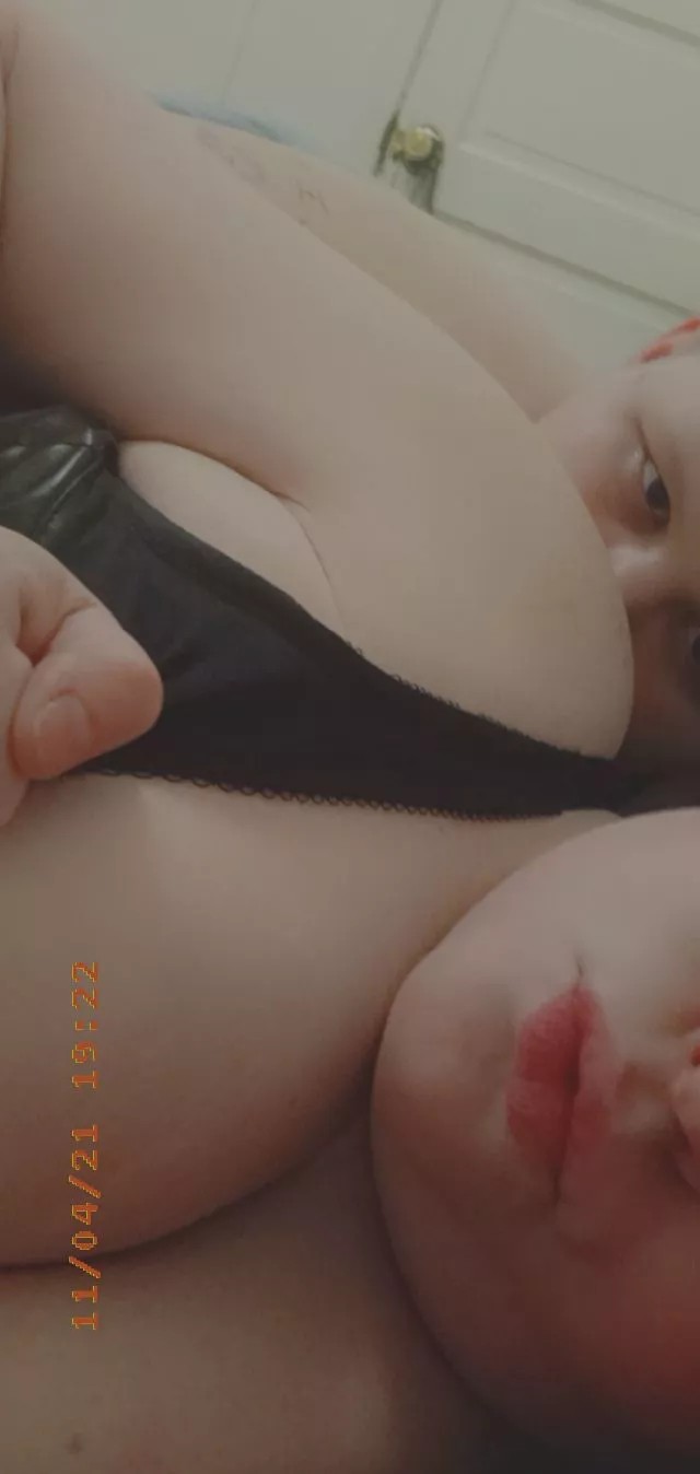 2 Lesbian SSBBWs 2 Lesbian SSBBWs