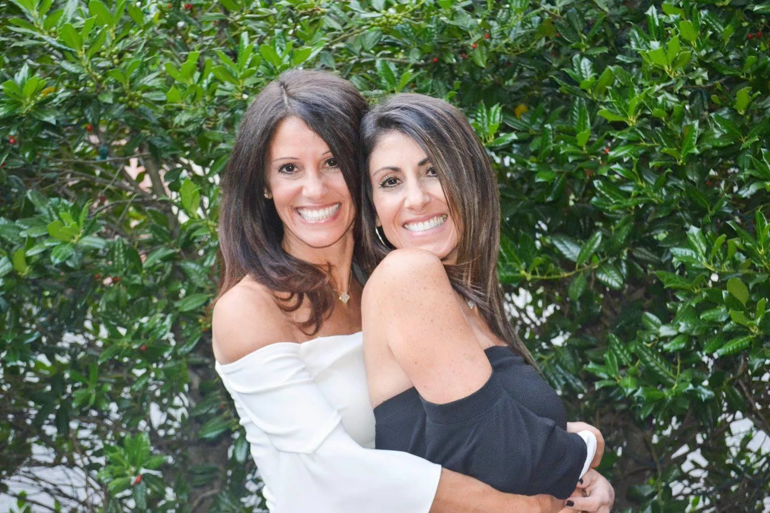 [2] milf sisters 56f and 54f