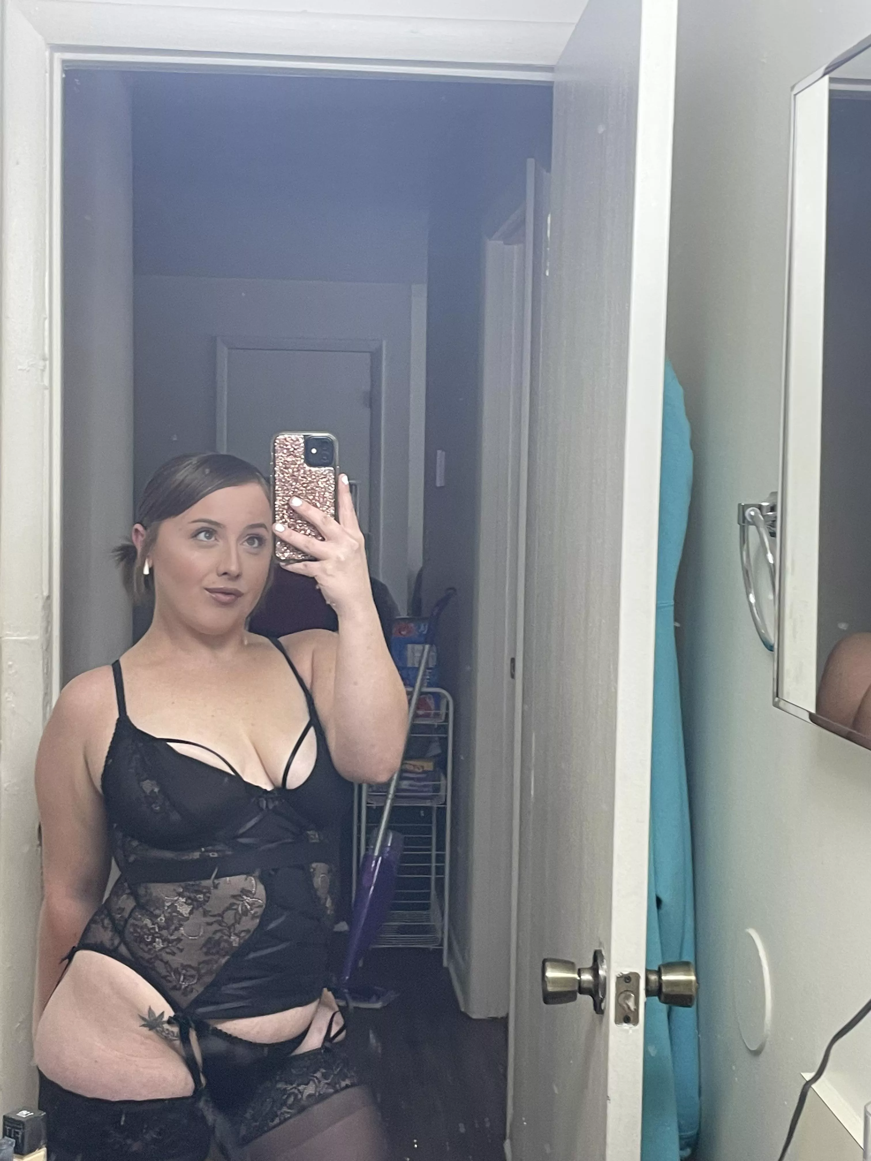 2 rounds of covid, strep, & mono have had me down bad, so here’s a cute favorite of mine just for fun 🖤 2 rounds of covid, strep, & mono have had me down bad, so here’s a cute favorite of mine just for fun 🖤