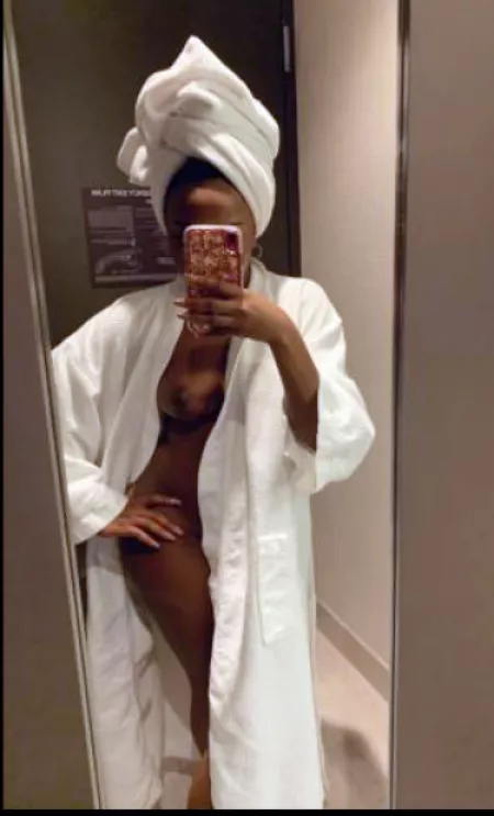 2 Towels 1 Boob :3 2 Towels 1 Boob :3