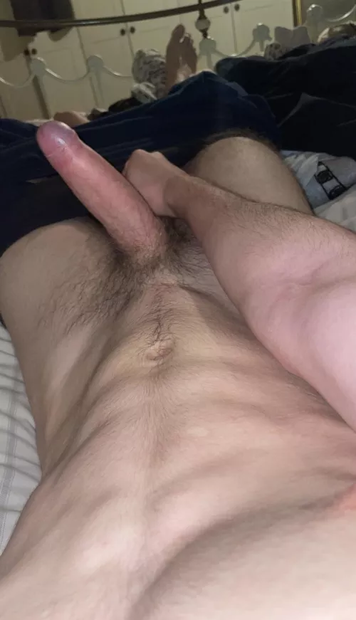 20, 6ft4 ๐
 will you swallow or spit?