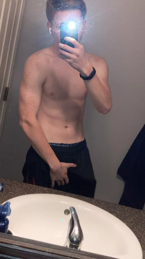 20. Been working on being a bit healthier. Anyone wanna see the rest?😜🤤💦🪐