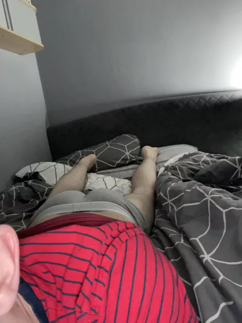 20 horny someone want to dom me on Snapchat