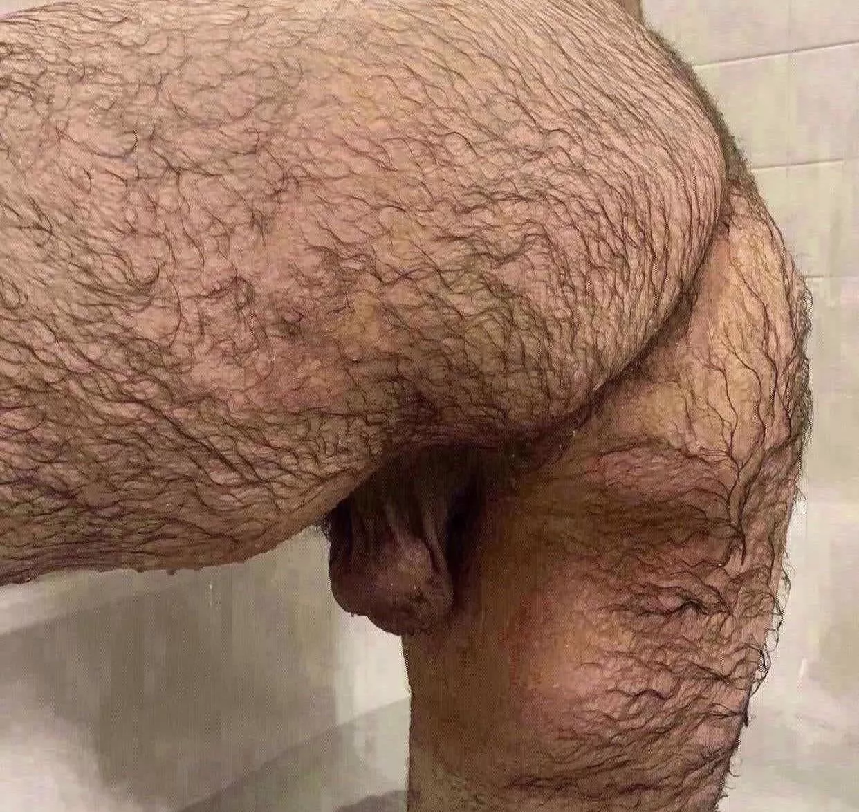 20 Looking for someone to come own me and make me do painful things