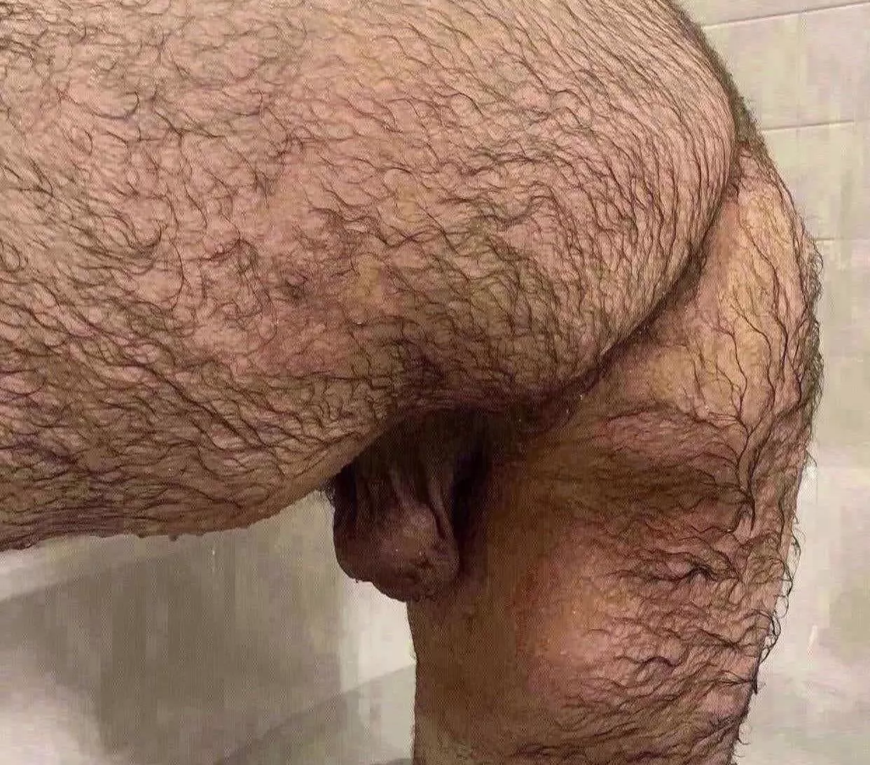 20 Looking for someone to make me do painful things