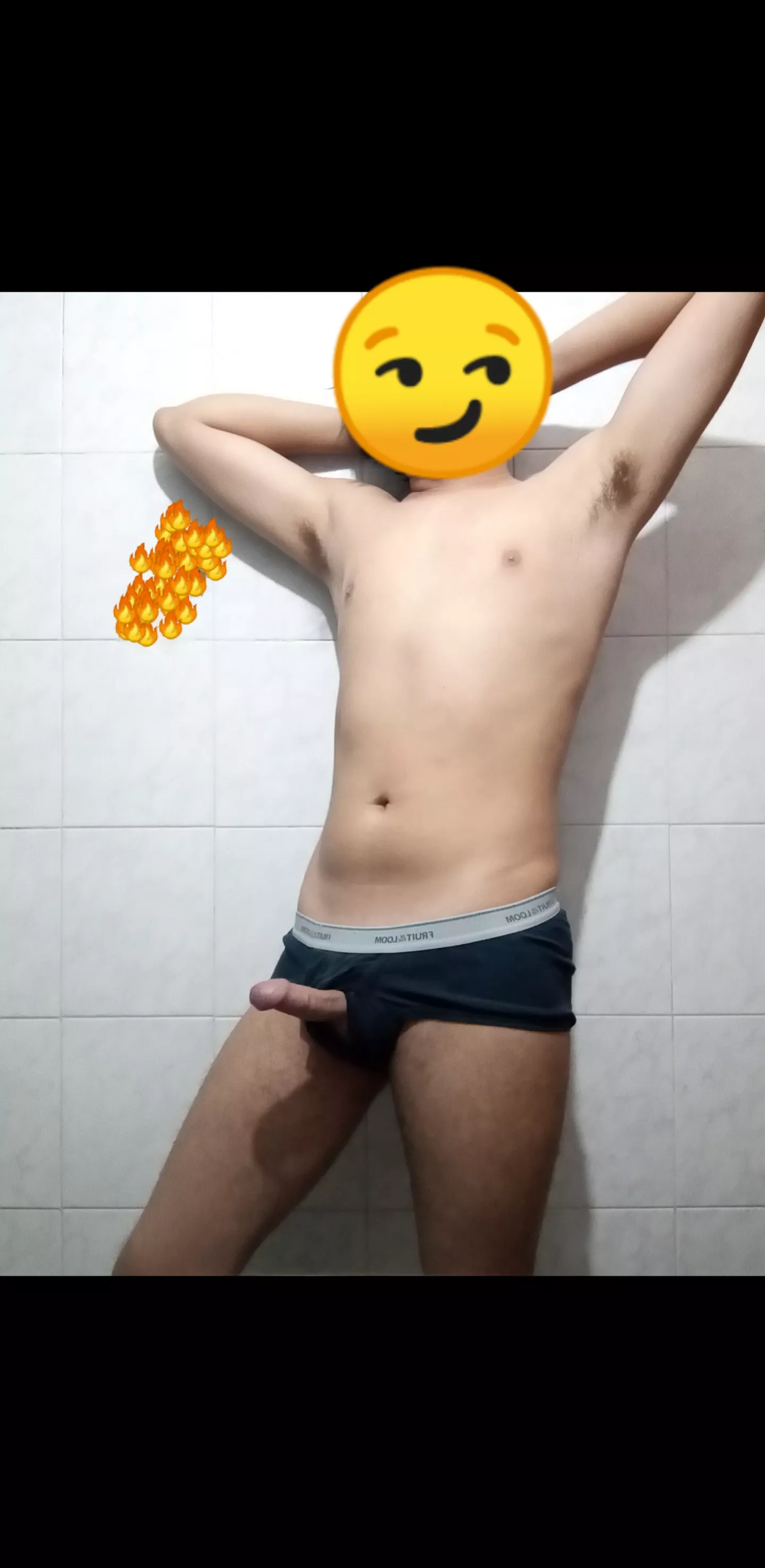 (20) Say hi to my little friend ;) (20) Say hi to my little friend ;)