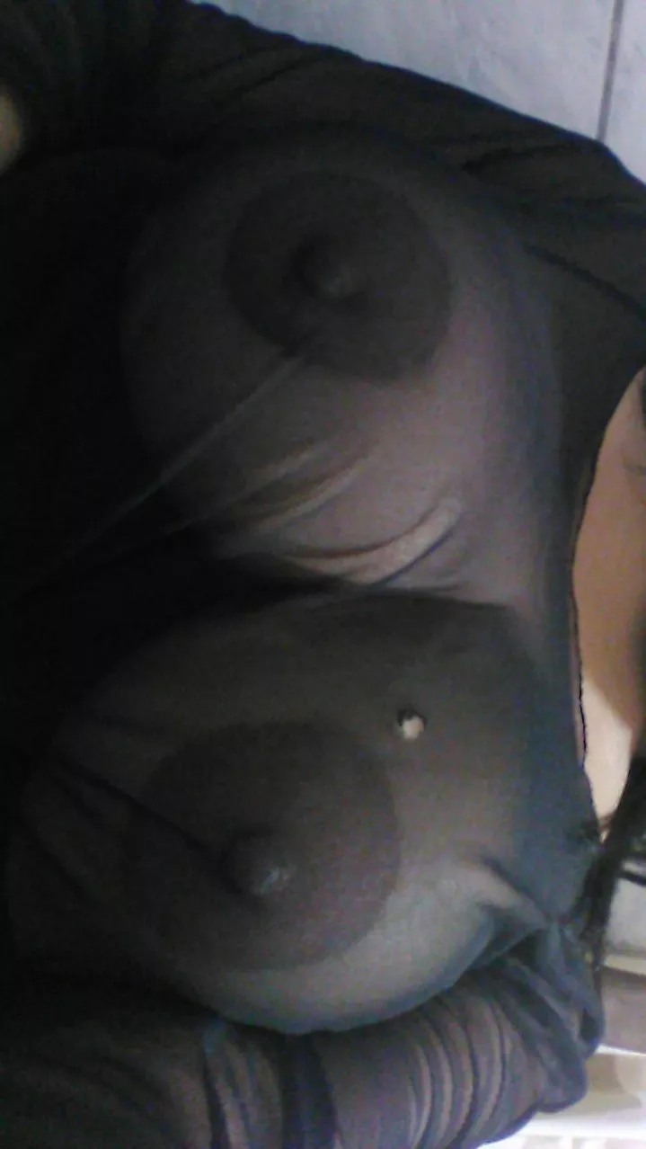 20 Y. O, Would you like to see my big boobs? [$€||¡ng] 👉👉 K.I.K @Paolasex. // SN.AP @PaolaFernandex1