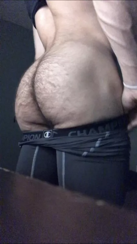 20 year old athletic booty π