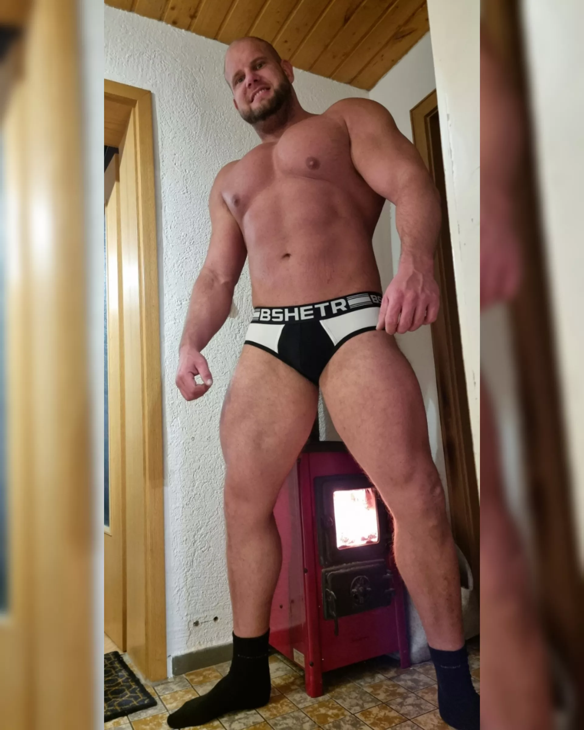 200 cm and after xmas 145 kg 🤗