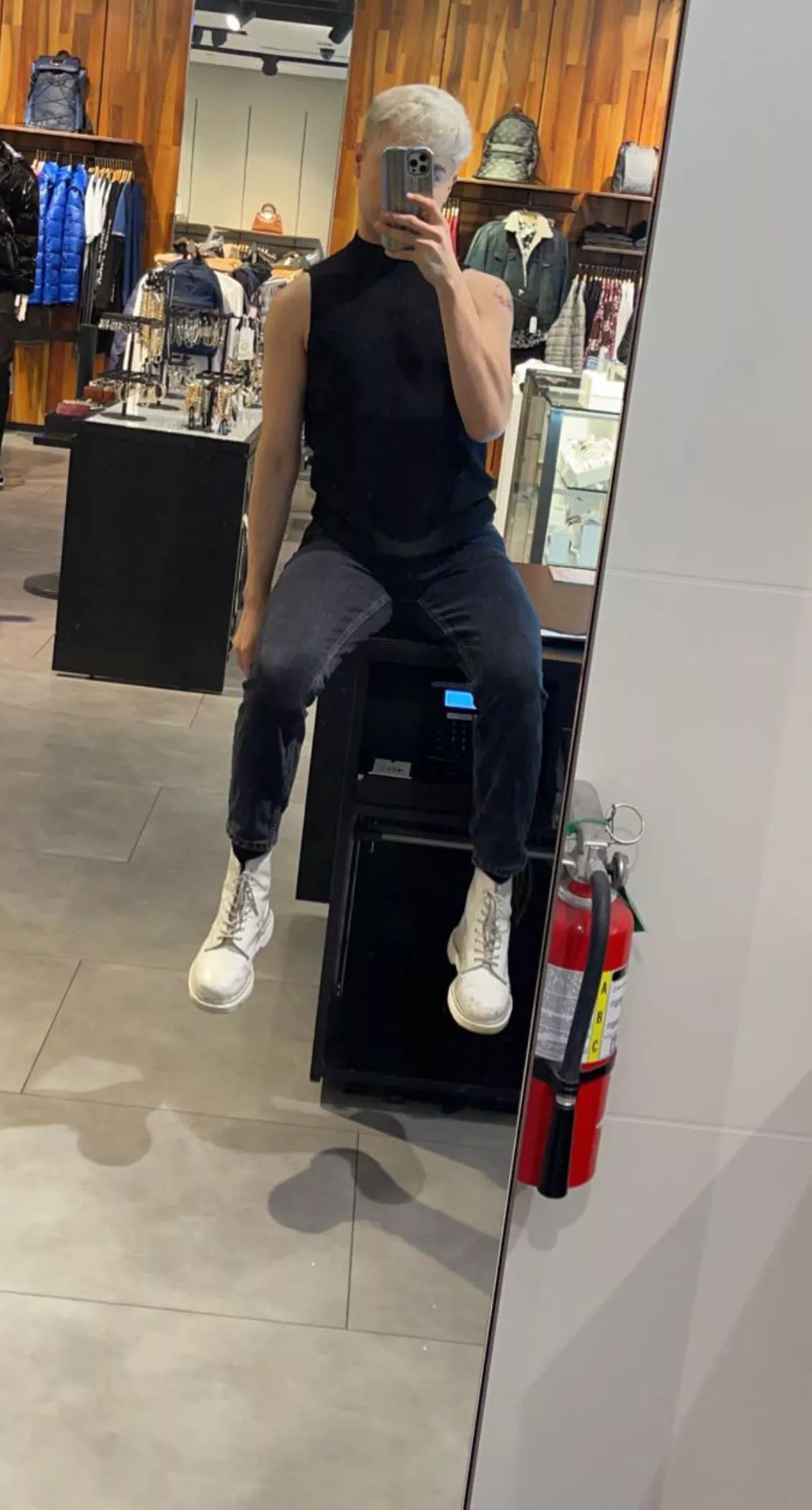 2022 Better Be A Whole Lot Better Than 2021 😪. Also, Let’s Play Some Games Together 🙆🏼‍♂️