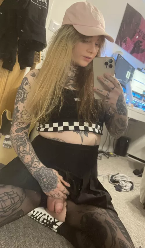 2022 is the year of the dick girl