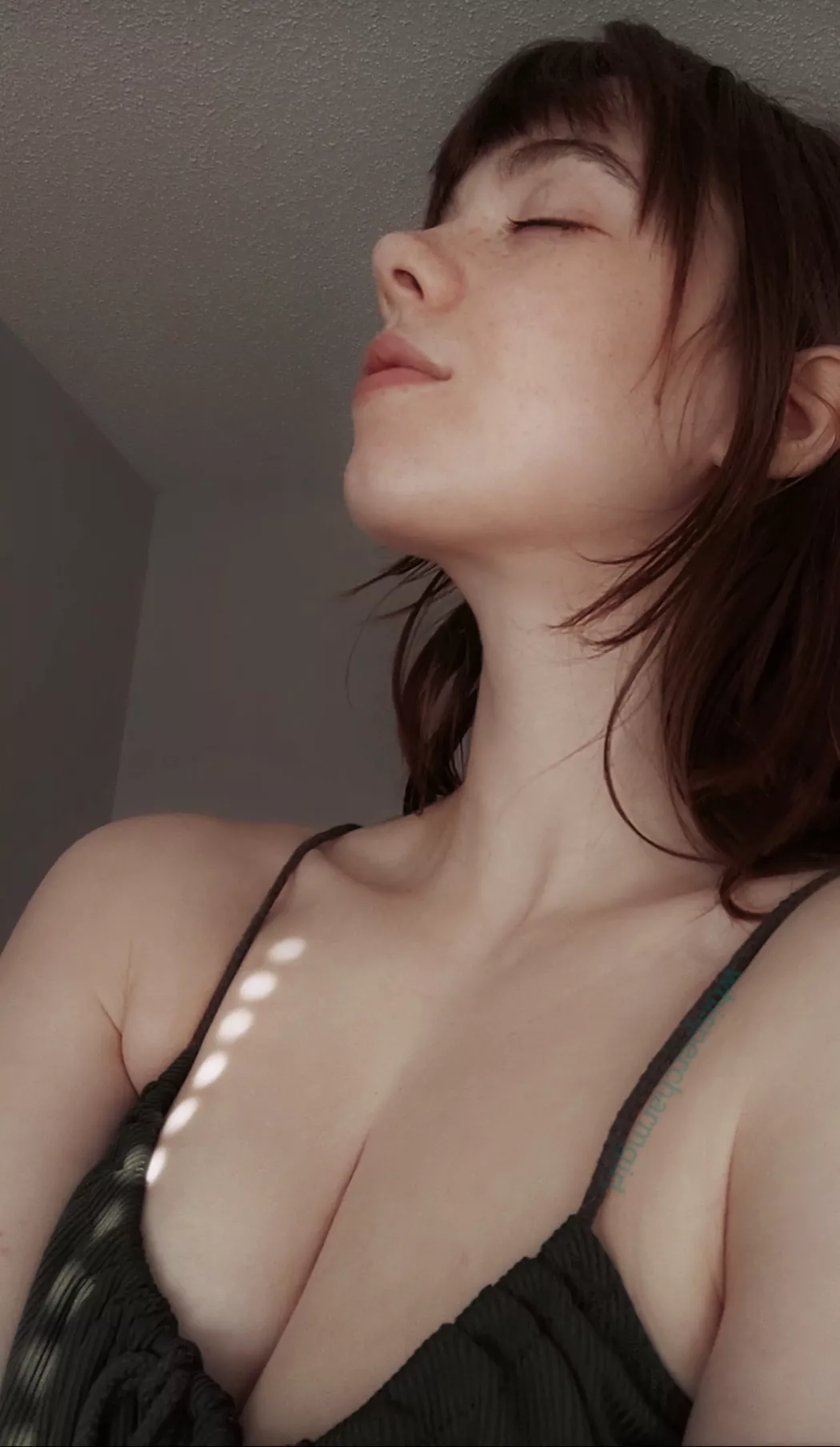 (20F) Collarbones and jawline ❤️ (20F) Collarbones and jawline ❤️