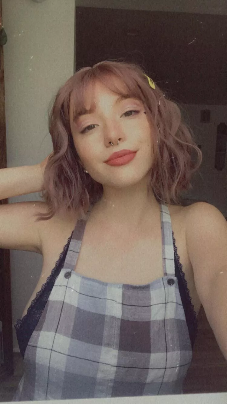 21 F 💕 can u rate my rack even though they’re covered up? 21 F 💕 can u rate my rack even though they’re covered up?