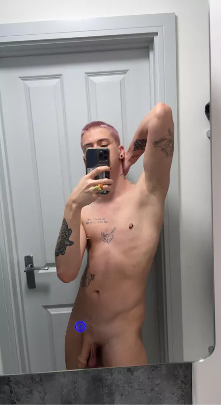 21) need a daddy to spoil me and treat me to more tattoos πππTwitter whosdgay_UwU OF in comments