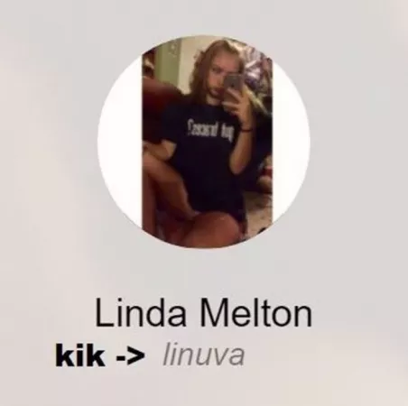 21[F4M] im alone lookingg to sext