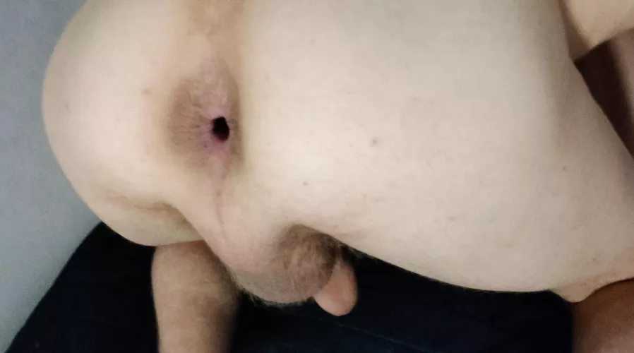 21y Swedish boy, all my pics usually flop so I just delete them 😅