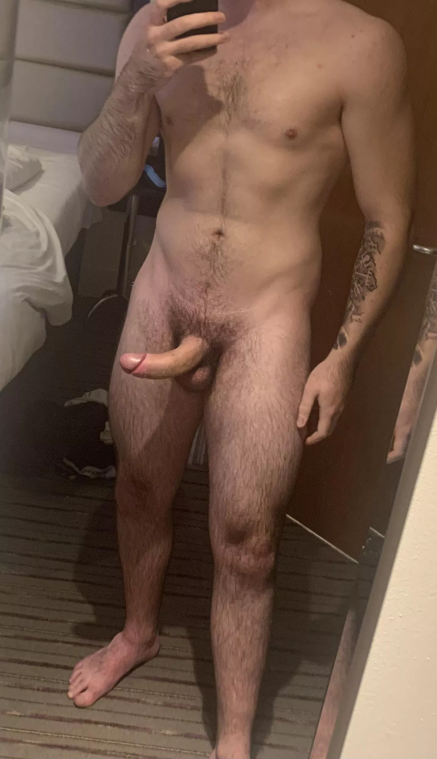 22, imagine it sliding inside you, breeding your hole 😈