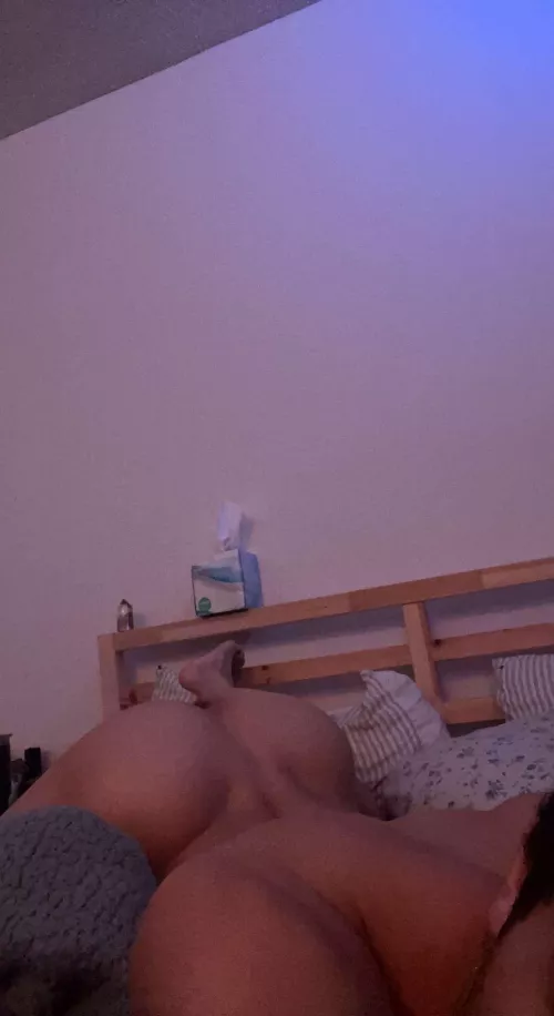 22 M howโs my ass looking?
