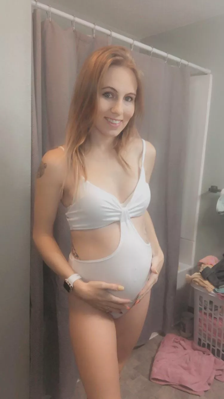 22 weeks π€° 22 weeks π€°