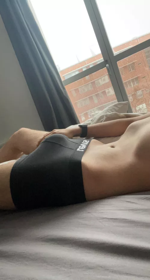 22 yr old male living in Sweden 🇸🇪