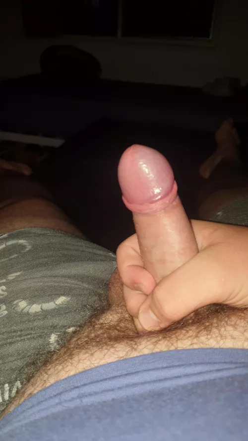 (22)anyone like small uncircumcised dick?