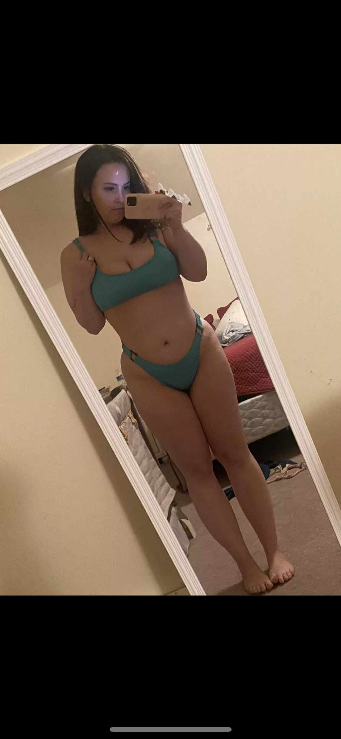 22f do I have a bikini body? [F]