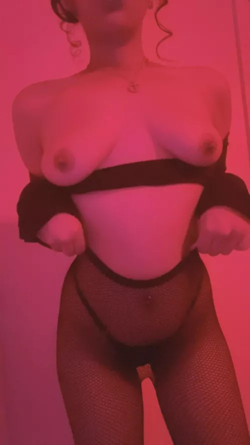 23 [F] How’s the view??