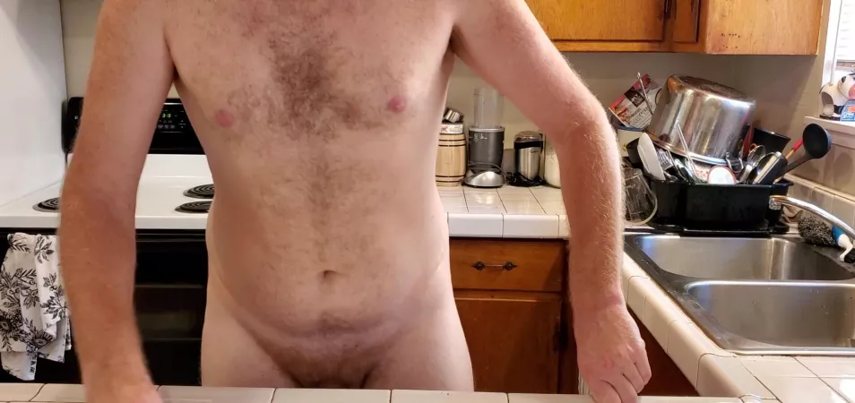 (2/3) Just a cub cleaning his den, nothing out of the ordinary here π M 33 norcal