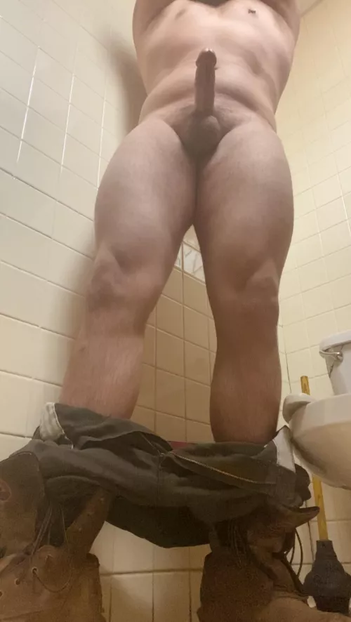 23, Shirtless and my pants around my ankles at work, whoโs gonna catch me ๐