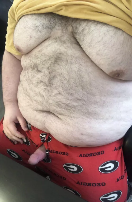 23. This big boy needs to be serviced 🥵🤤