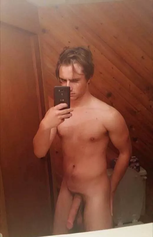 23 year old white hung stud from windsor Ontario here, I’m very athletic and fit as well as bi with a BWC! 23 year old white hung stud from windsor Ontario here, I’m very athletic and fit as well as bi with a BWC!