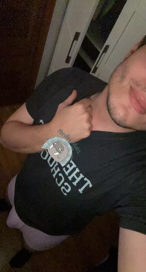 [23M] Pink Undies Bulge, DMs open