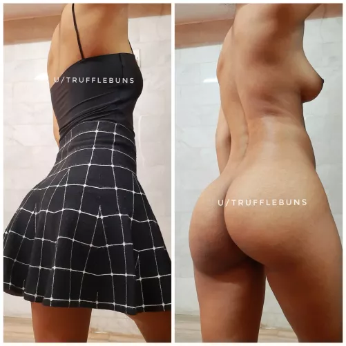 23[OC] Last day of the year and tonight's outfit to a party, cute on or off?🍑