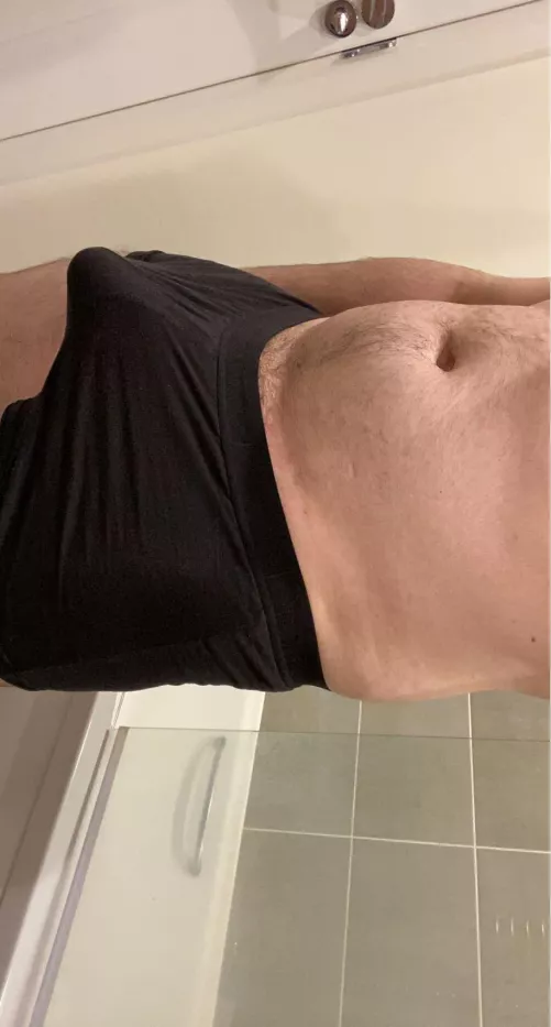 [24] Don’t mind me 😏