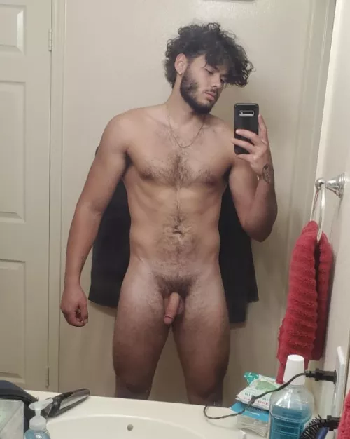 24[M] 215lbs 6’2 — Normal in every way and thats okay