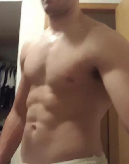 24M Des Moines Iowa bull for hotwife 24M Des Moines Iowa bull for hotwife