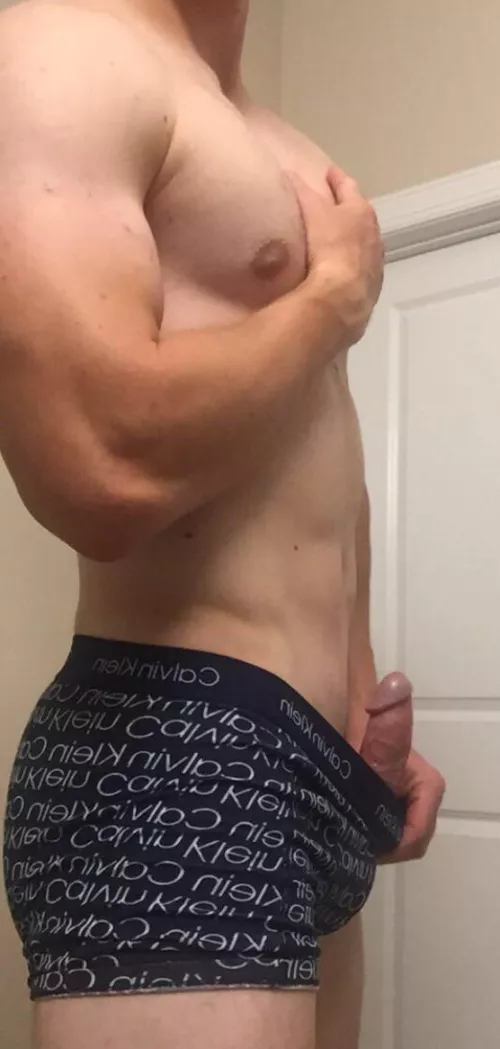 25 and finally exploring gay sex... SO. MUCH. FUN. š³ļøāš First time posting š