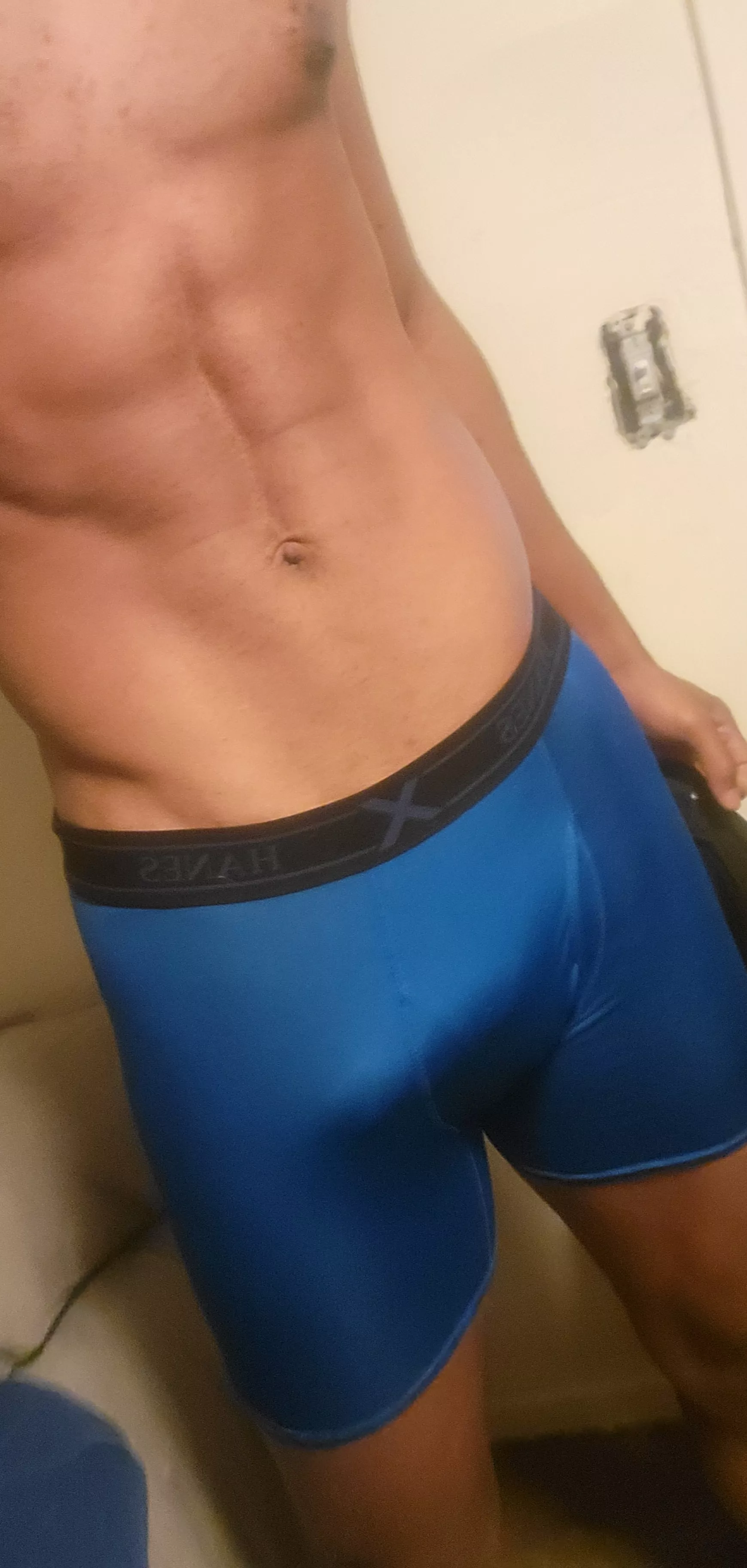 25 Blue is a good color? 25 Blue is a good color?