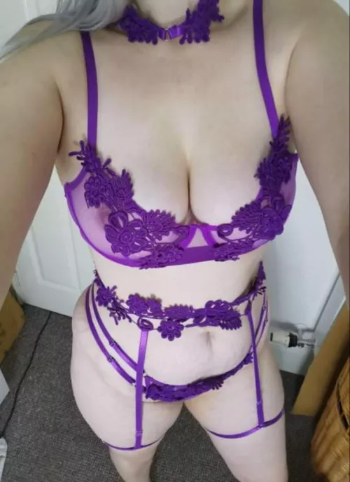 25 british milfπ who's going to play with me ππ 25 british milfπ who's going to play with me ππ
