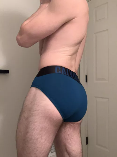 25 | Feeling cheeky 😄 Longterm chat and trade?