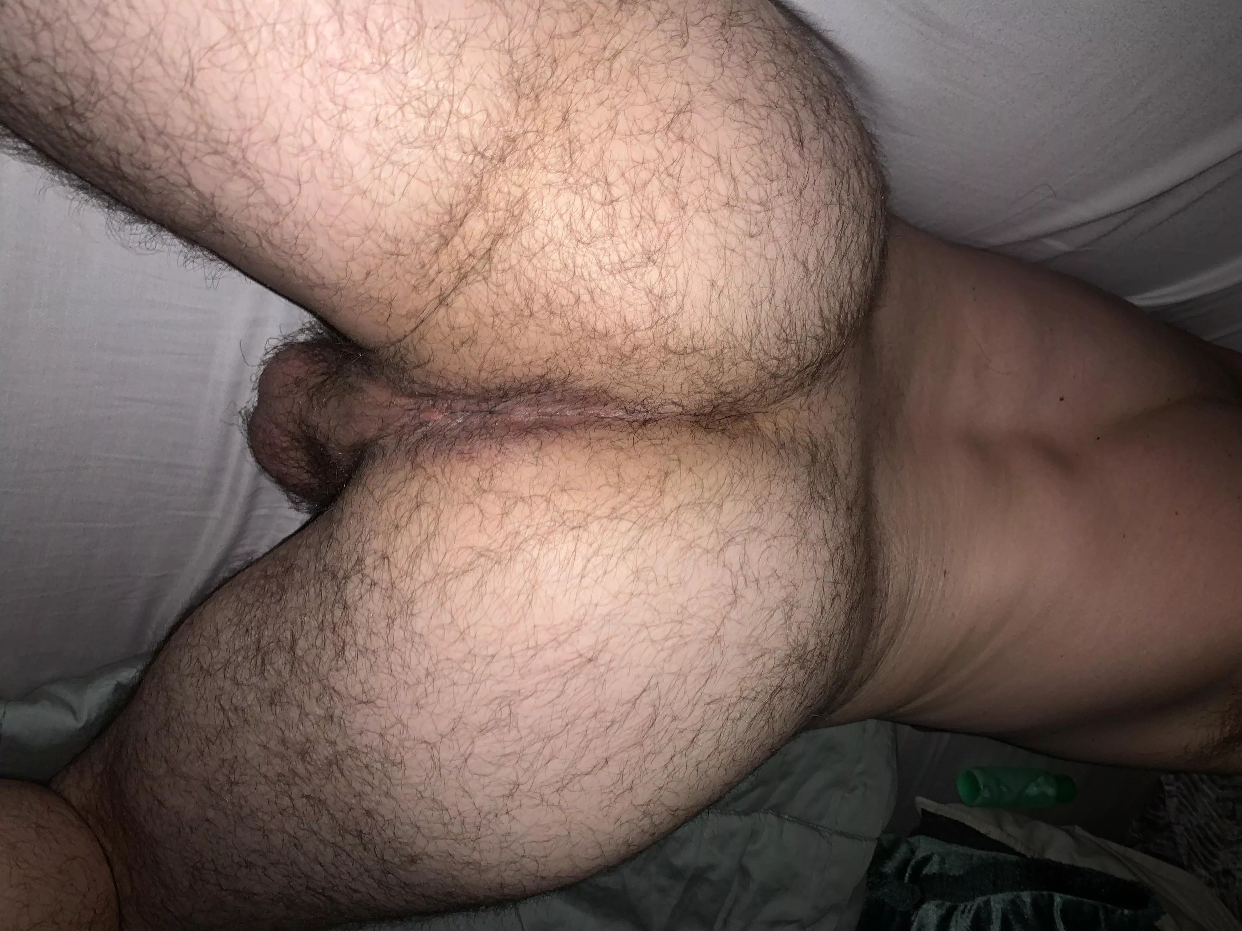 26 jock son looking for hung muscle dads and bears
